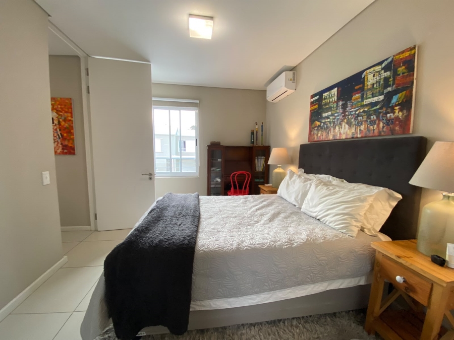 To Let 3 Bedroom Property for Rent in Somerset Lakes Western Cape
